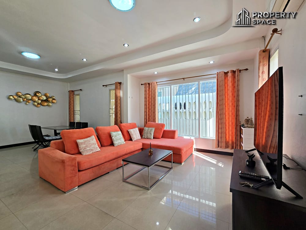 Next to The Chilled Mall Khao Noi Pattaya Corner Plot 3 Bedroom House Image 4