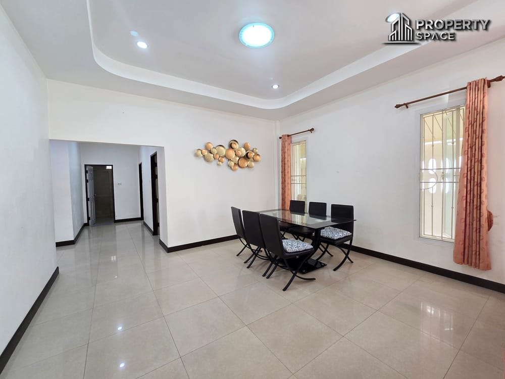 Next to The Chilled Mall Khao Noi Pattaya Corner Plot 3 Bedroom House Image 9