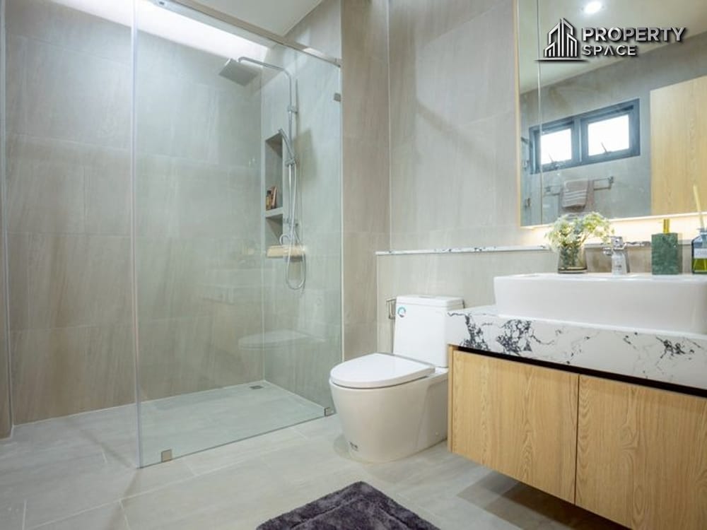 Brand New 4 Bedroom Luxury Pool Villa In South Pattaya For Sale Image 19