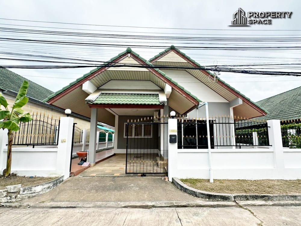Single Story 3 Bedroom House In Soi Siam Country Club Image 1
