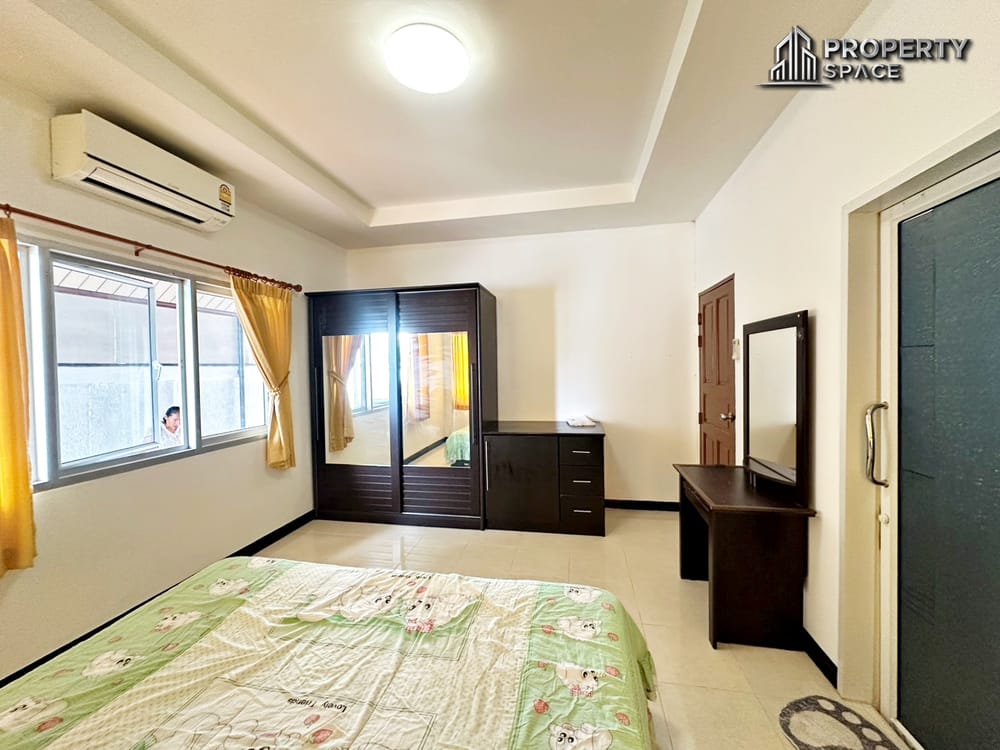 Single Story 3 Bedroom House In Soi Siam Country Club  Image 12