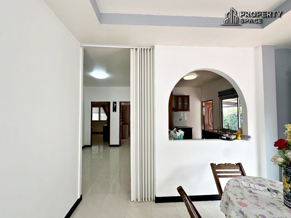 Single Story 3 Bedroom House In Soi Siam Country Club  Image 6