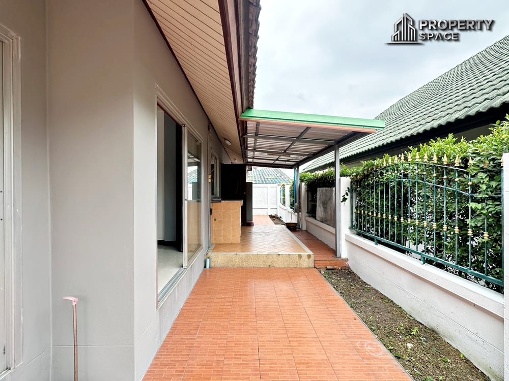 Single Story 3 Bedroom House In Soi Siam Country Club  Image 24