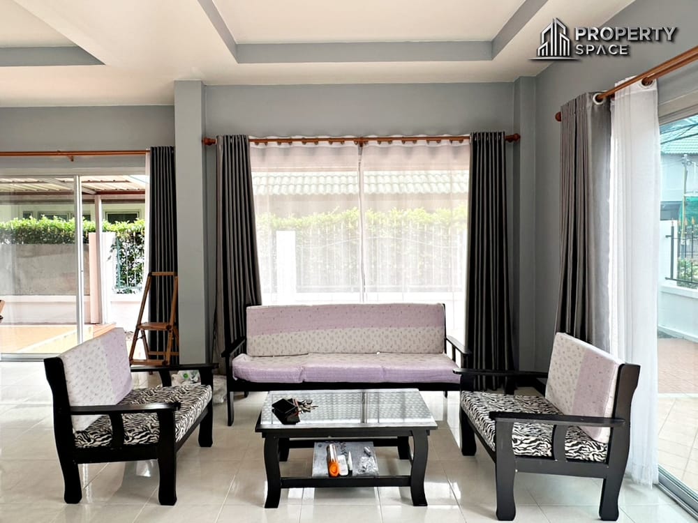 Single Story 3 Bedroom House In Soi Siam Country Club Image 3