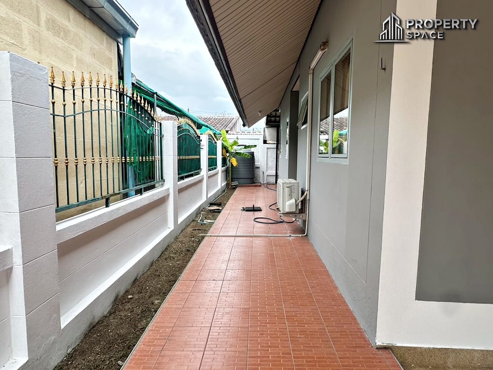 Single Story 3 Bedroom House In Soi Siam Country Club  Image 25