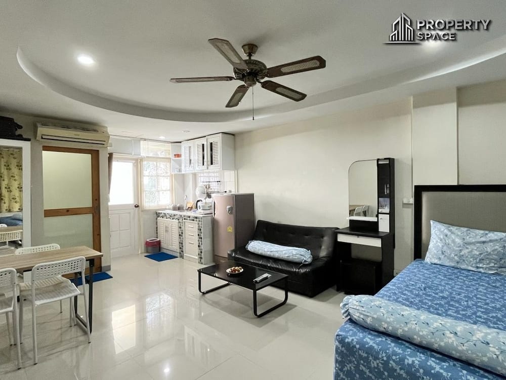 Affordable Studio In Rungfa Condo Central Pattaya For Sale Image 3