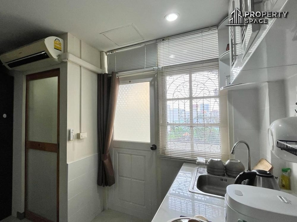 Affordable Studio In Rungfa Condo Central Pattaya For Sale Image 16