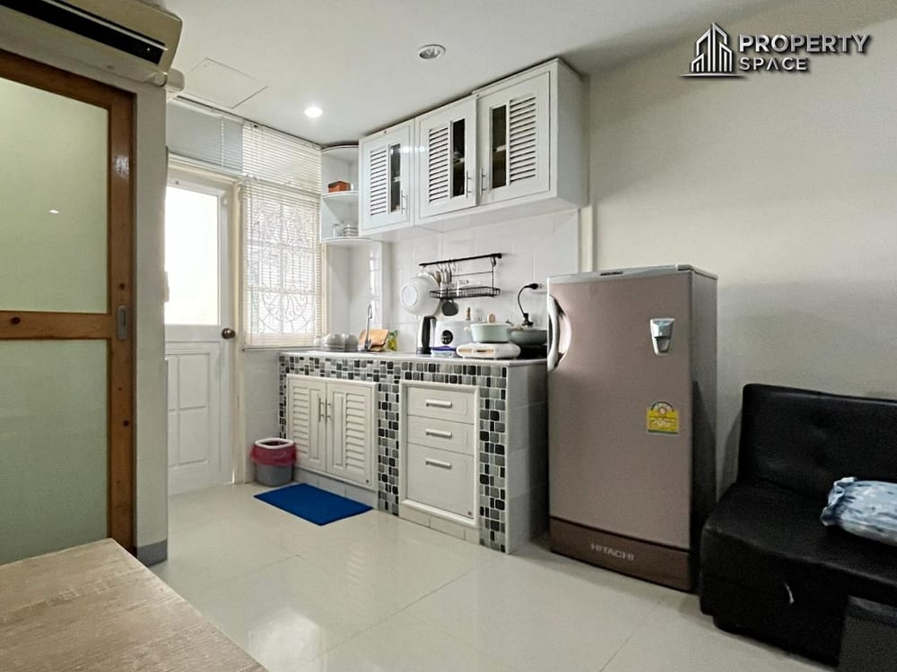 Affordable Studio In Rungfa Condo Central Pattaya For Sale Image 13