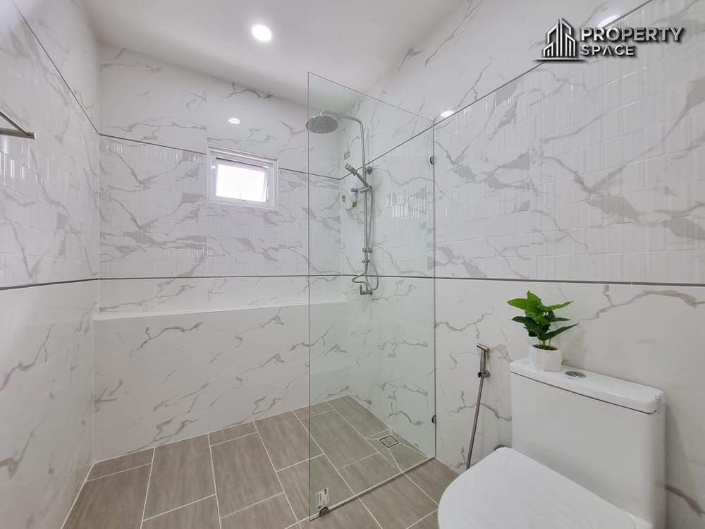 Brand New 3 Bedroom Pool Villa In Soi Siam Country Club Pattaya Image 23