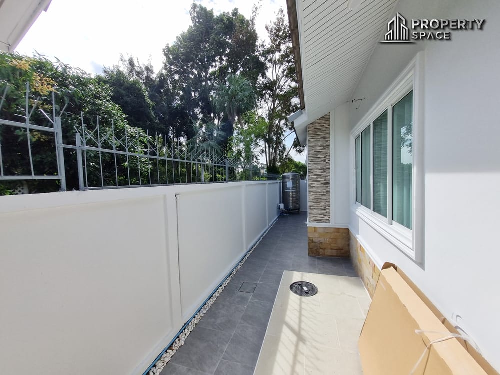 Brand New 3 Bedroom Pool Villa In Soi Siam Country Club Pattaya Image 27