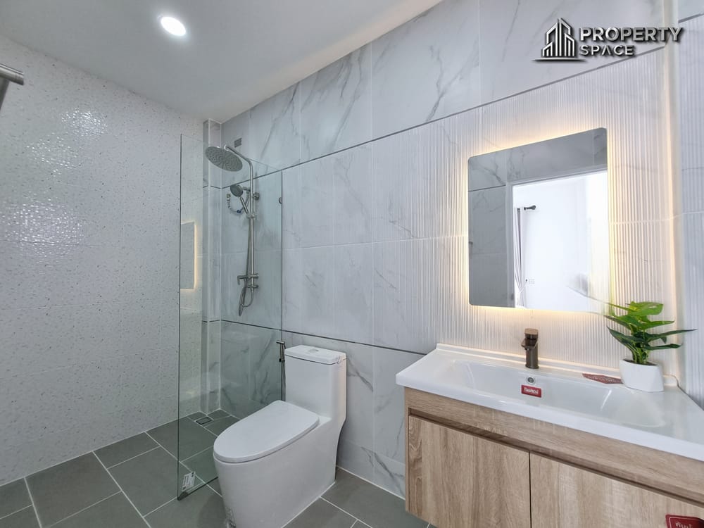 Brand New 3 Bedroom Pool Villa In Soi Siam Country Club Pattaya Image 26