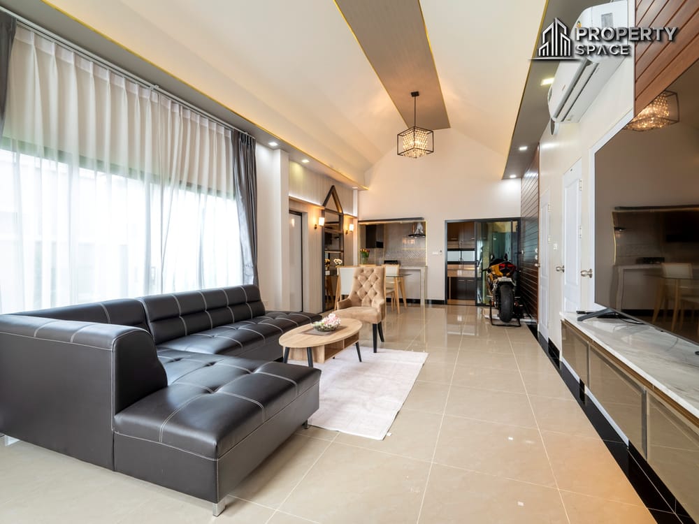 Modern 3 Bedroom Family Detached House In Soi Siam Country Club Pattaya  Image 4