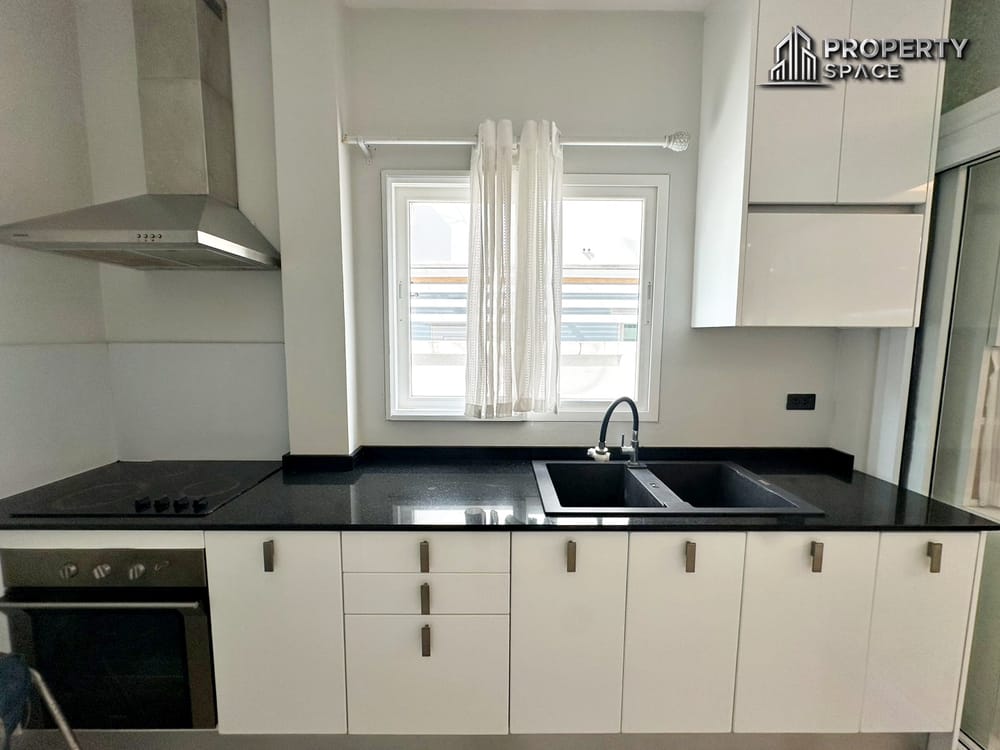 3 Bedroom House In Quality Compound Near Regent International School Pattaya Image 10