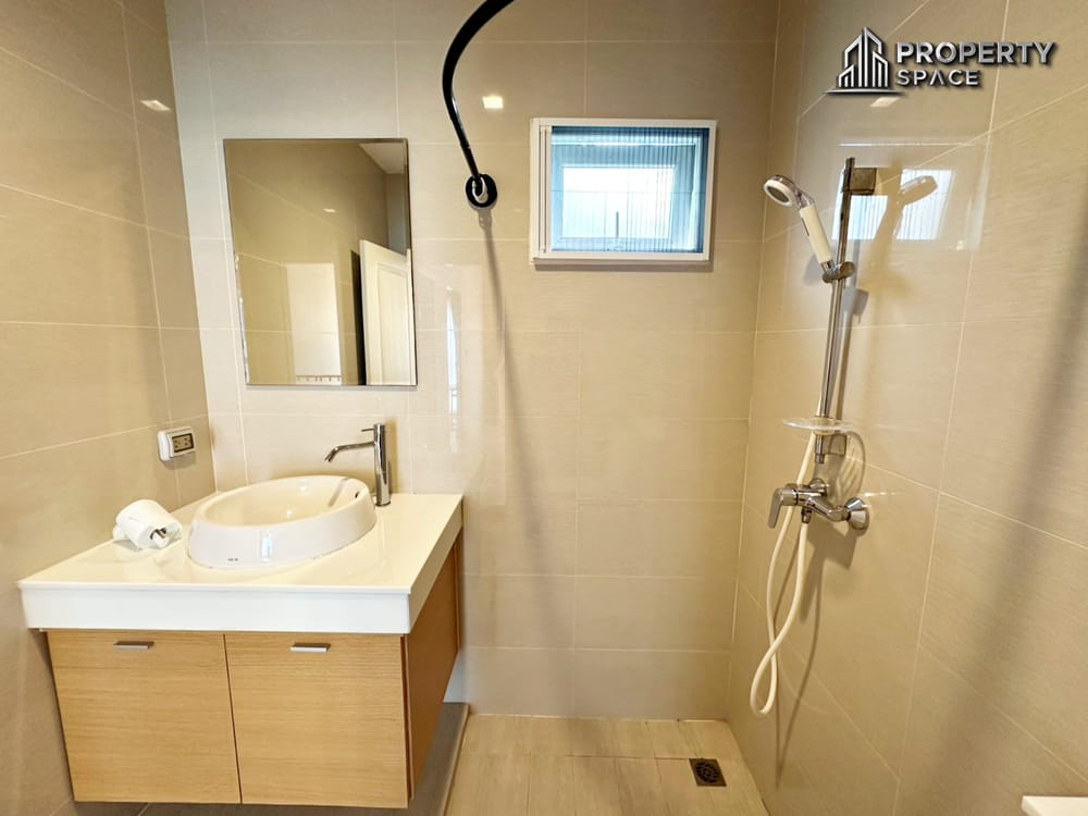 3 Bedroom House In Quality Compound Near Regent International School Pattaya Image 32