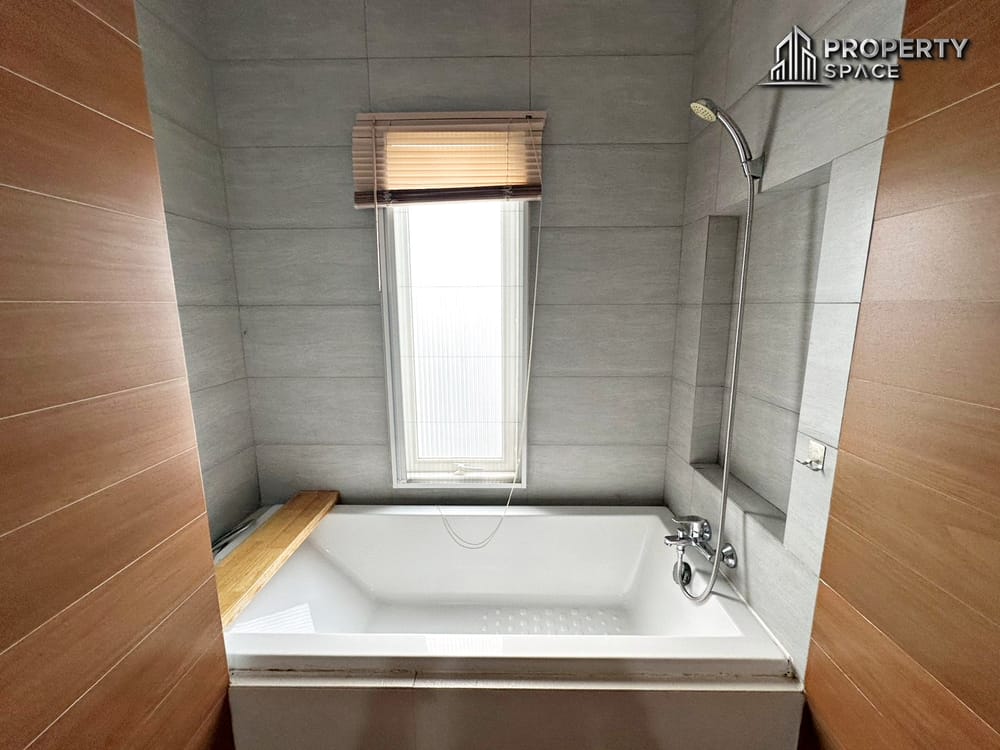 3 Bedroom House In Quality Compound Near Regent International School Pattaya Image 29