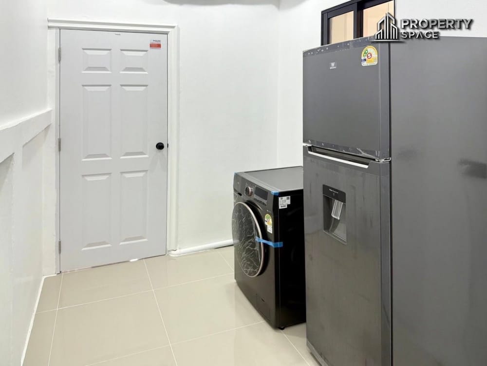 Fully Renovated 3 Bedroom House in Soi Khao Noi East Pattaya  Image 9