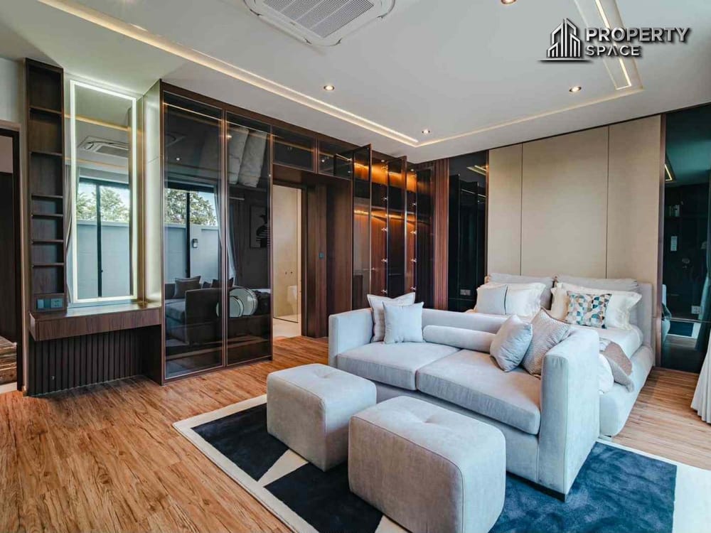 Elite Modern Luxury 5 Bedroom Pool Villa In East Pattaya  Image 12