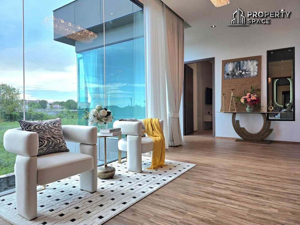 Elite Modern Luxury 5 Bedroom Pool Villa In East Pattaya  Image 11