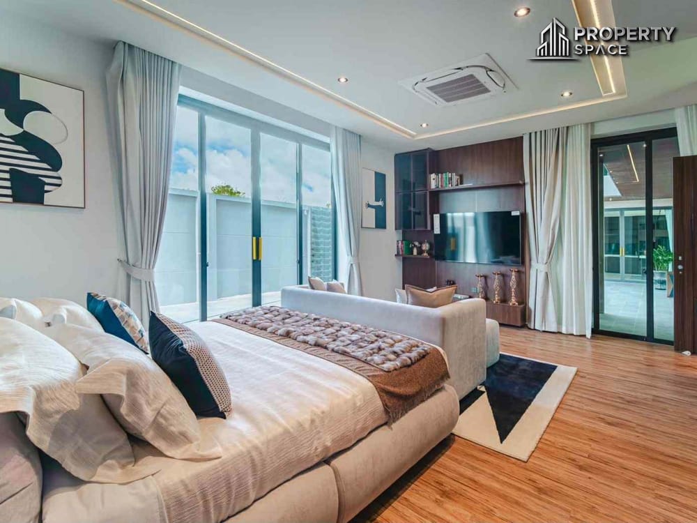 Elite Modern Luxury 5 Bedroom Pool Villa In East Pattaya  Image 13