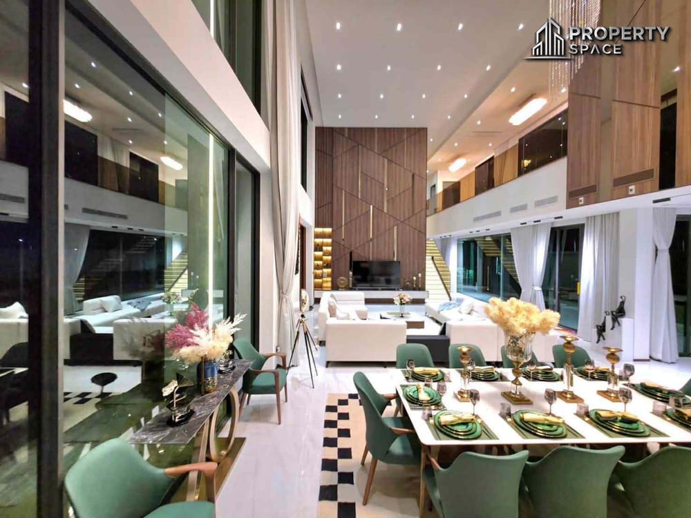 Elite Modern Luxury 5 Bedroom Pool Villa In East Pattaya  Image 9