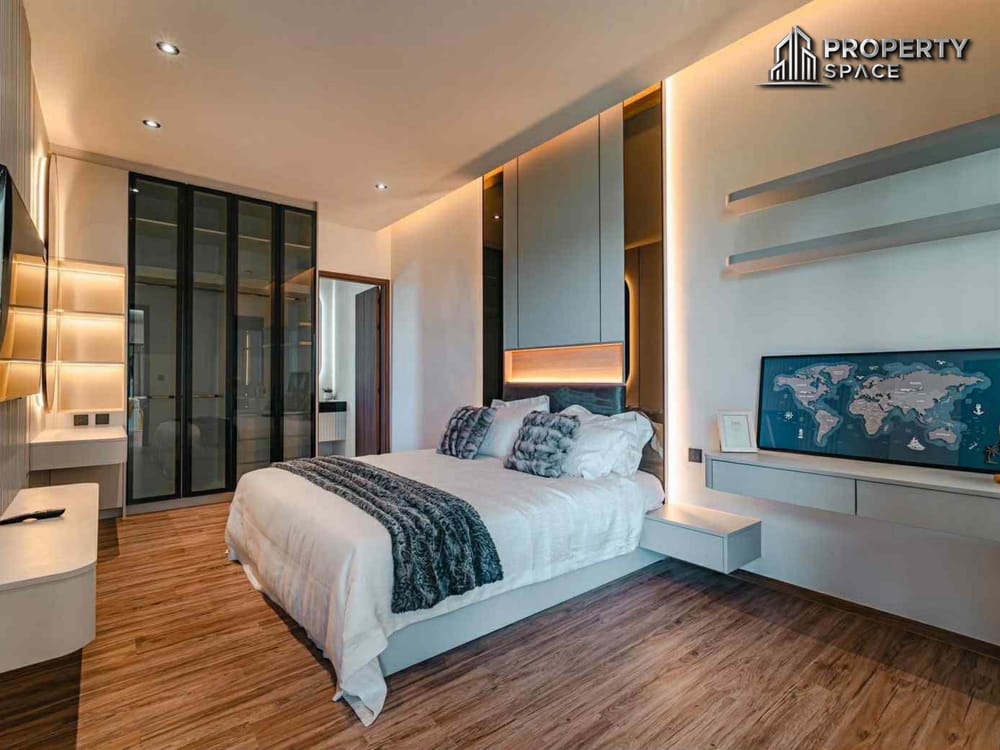 Elite Modern Luxury 5 Bedroom Pool Villa In East Pattaya  Image 28