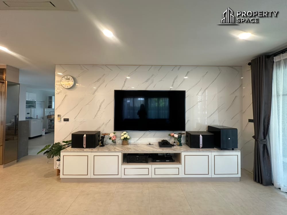 Modern 3 Bedroom House In Quality Compound Near Regent International School Pattaya Image 7