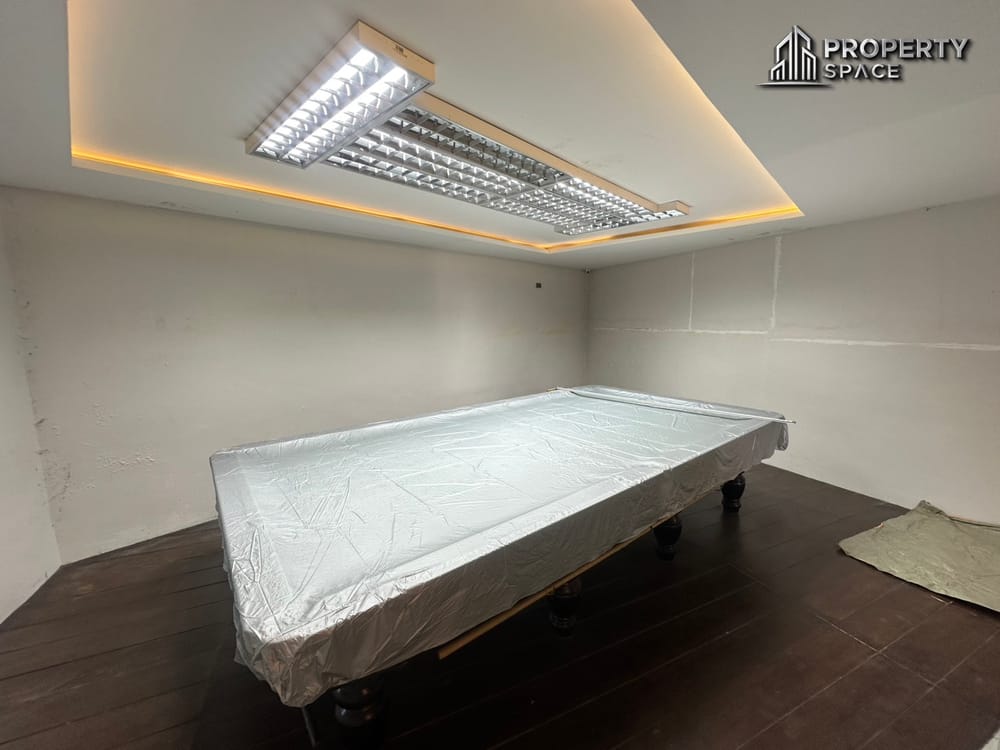 Modern 3 Bedroom House In Quality Compound Near Regent International School Pattaya Image 9