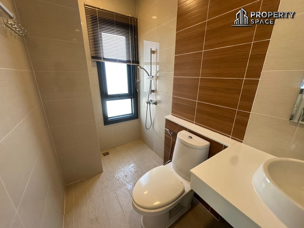 Modern 3 Bedroom House In Quality Compound Near Regent International School Pattaya Image 27