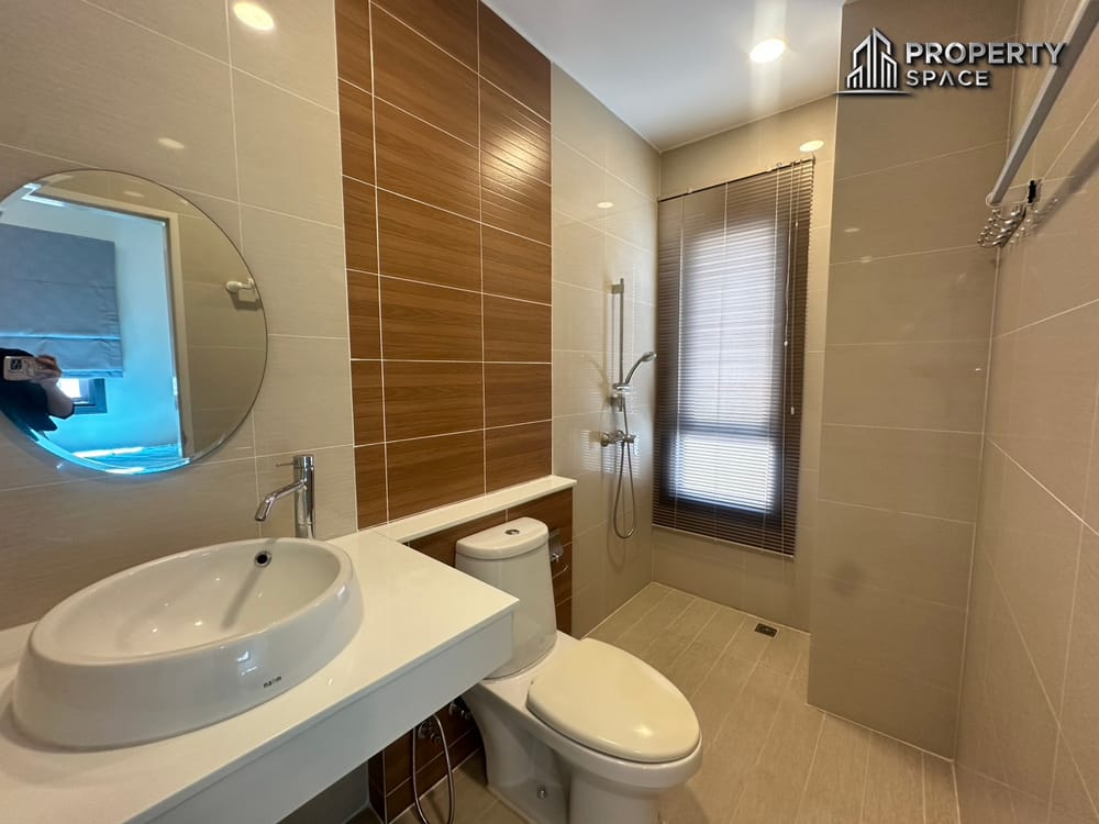 Modern 3 Bedroom House In Quality Compound Near Regent International School Pattaya Image 28