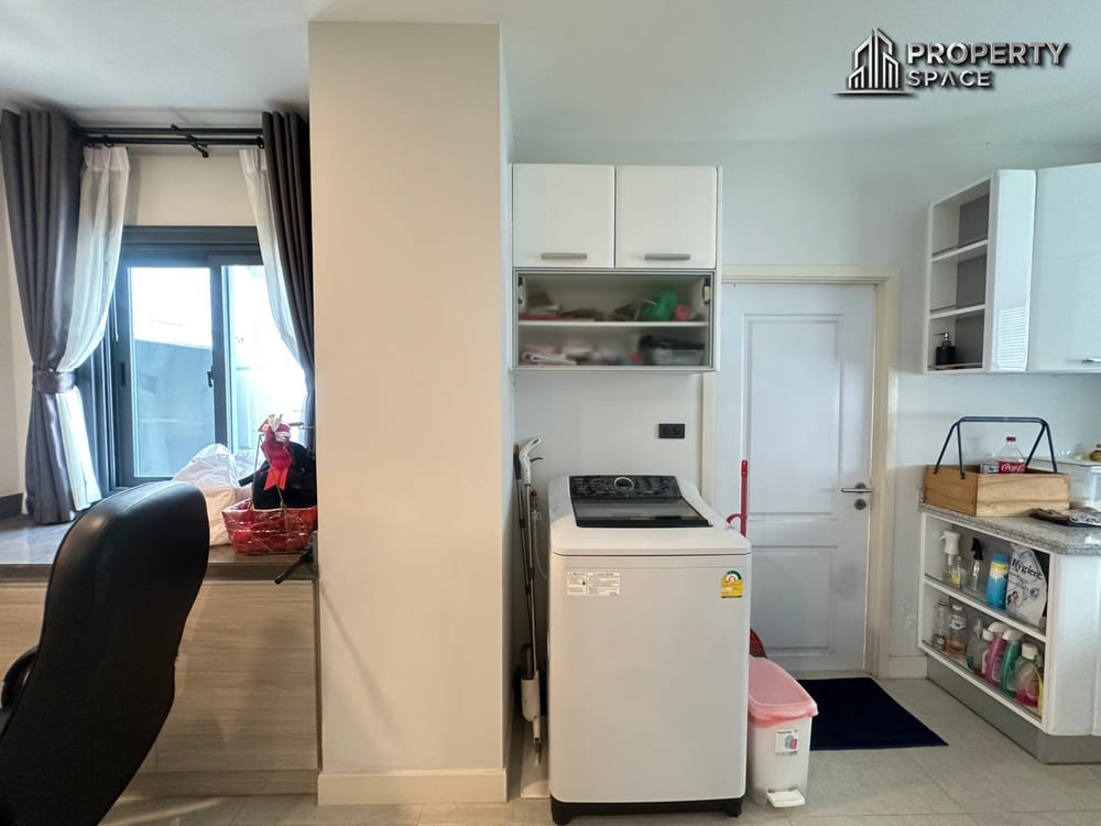 Modern 3 Bedroom House In Quality Compound Near Regent International School Pattaya Image 30