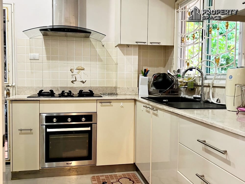 Ideal Family Living 3 Bedroom Pool Villa Near Regent International School Pattaya Image 12