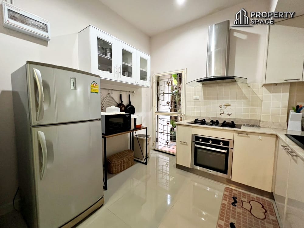Ideal Family Living 3 Bedroom Pool Villa Near Regent International School Pattaya Image 11