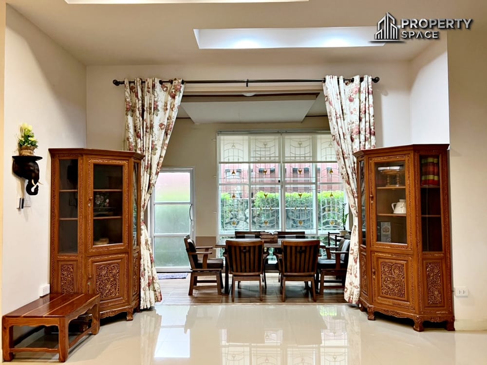 Ideal Family Living 3 Bedroom Pool Villa Near Regent International School Pattaya Image 8