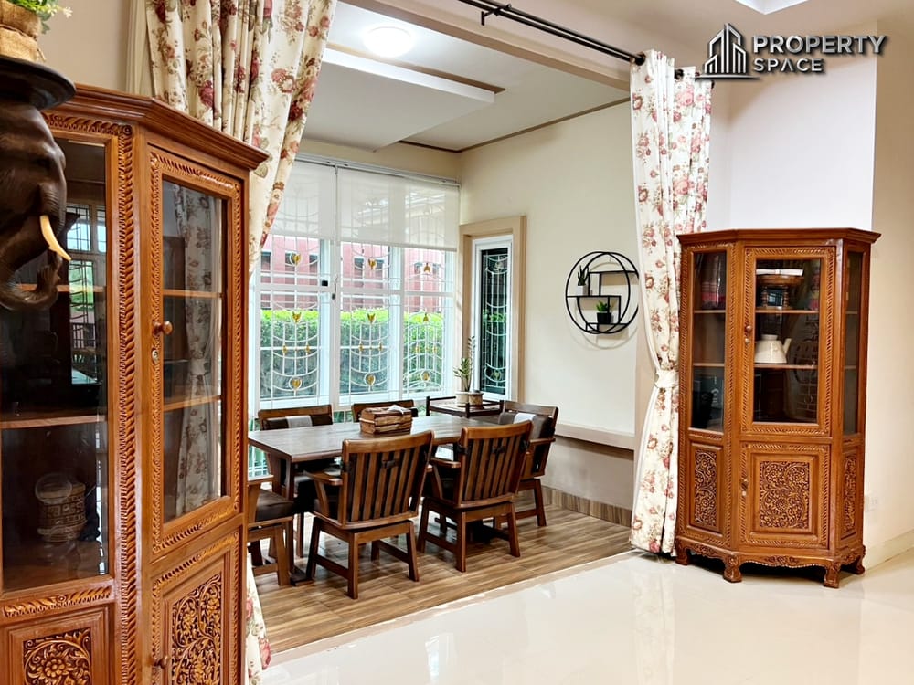 Ideal Family Living 3 Bedroom Pool Villa Near Regent International School Pattaya Image 9