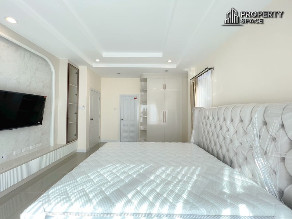 Brand New 3 Bedroom House Near Regent International School Pattaya Image 12