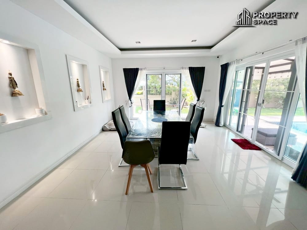 Spacious 4 Bedroom Pool Villa Near Mabprachan Lake Pattaya Image 7