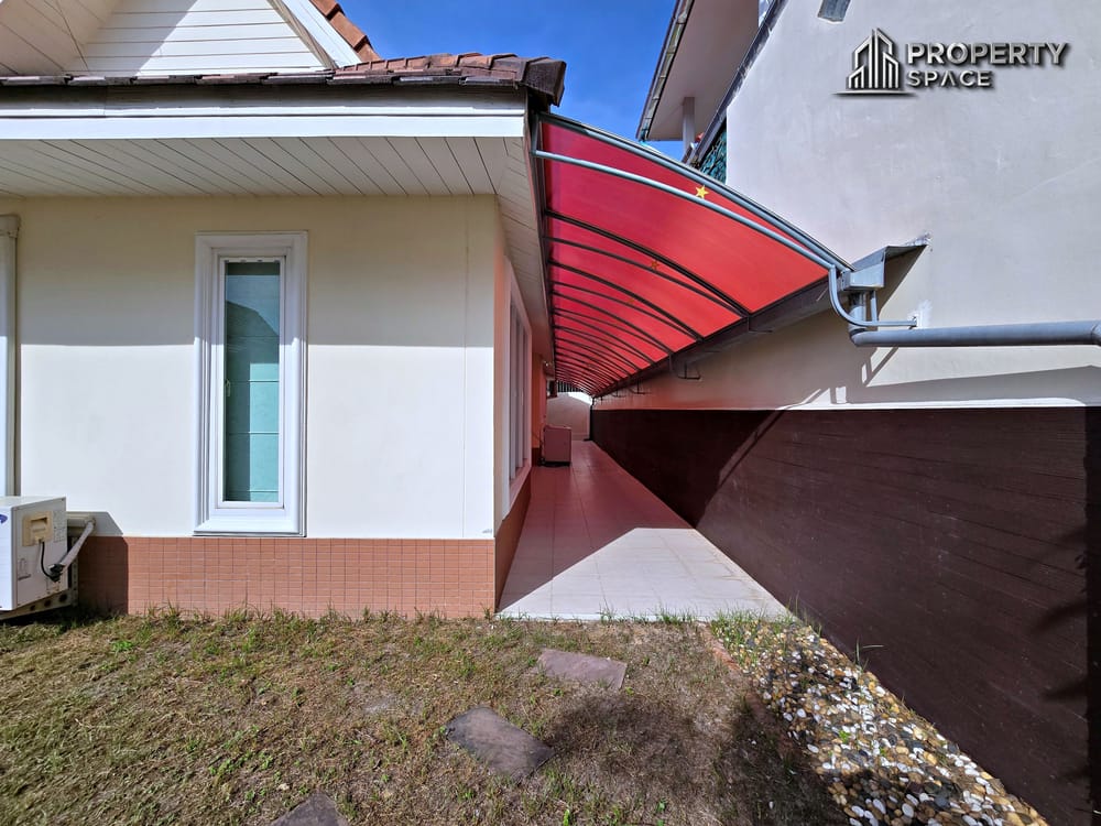 Single Story 3 Bedroom House Near The Chilled Shopping Mall Pattaya Image 23