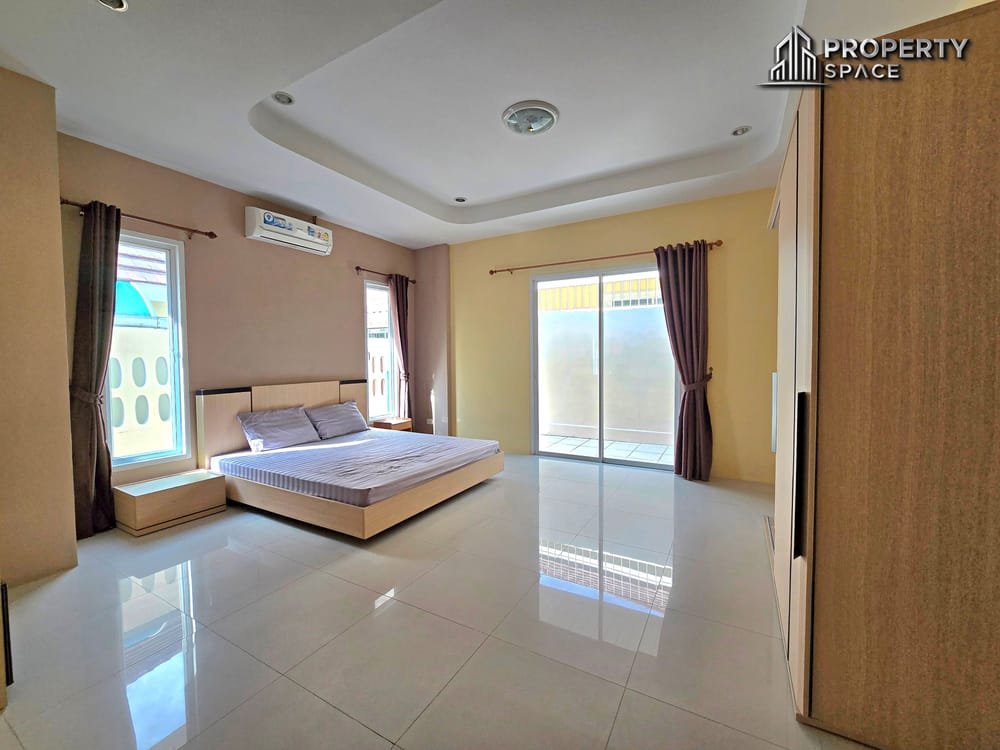 Single Story 3 Bedroom House Near The Chilled Shopping Mall Pattaya Image 12