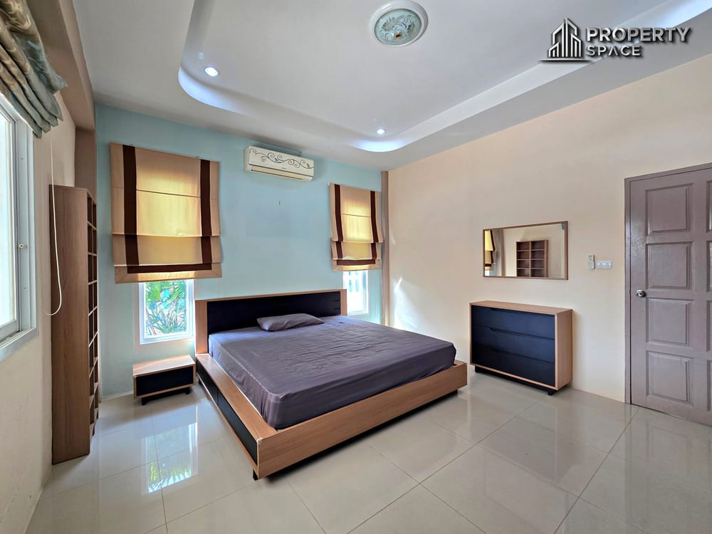 Single Story 3 Bedroom House Near The Chilled Shopping Mall Pattaya Image 19