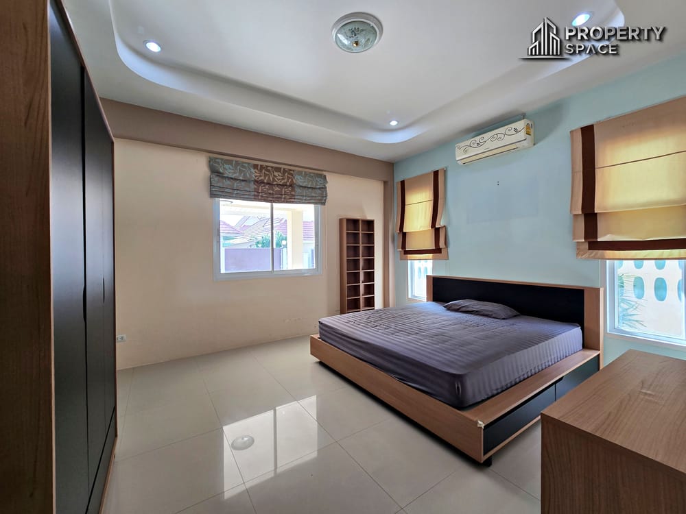 Single Story 3 Bedroom House Near The Chilled Shopping Mall Pattaya Image 17