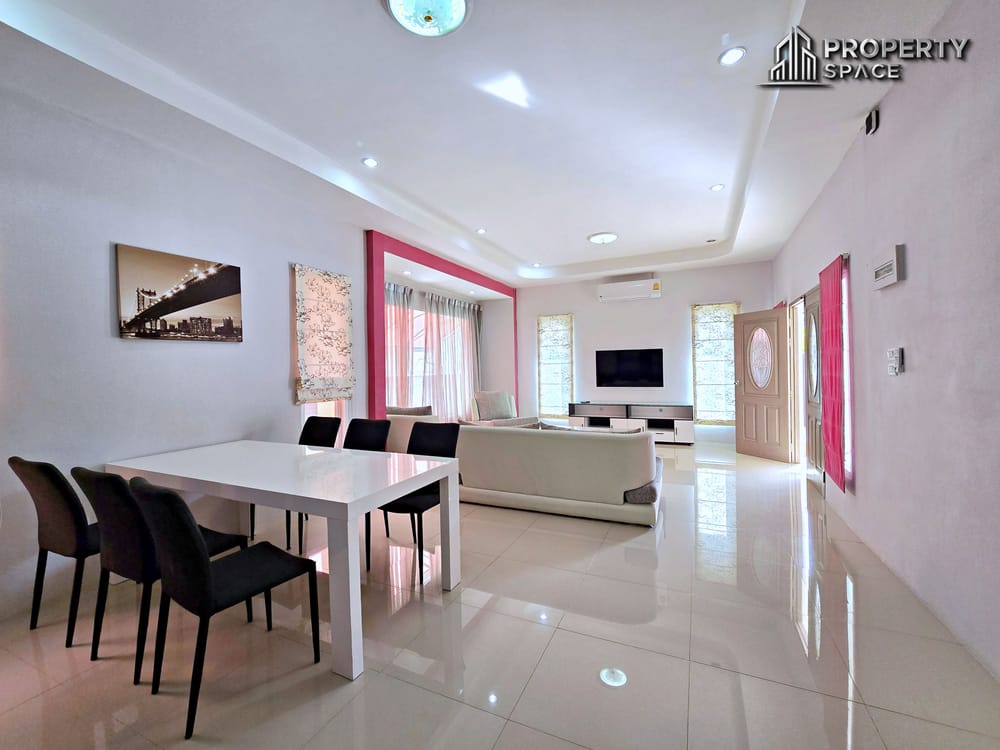 Single Story 3 Bedroom House Near The Chilled Shopping Mall Pattaya Image 6