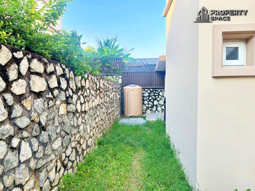 Brand New Modern 3 Bedroom House Near Regent International School Pattaya Image 5