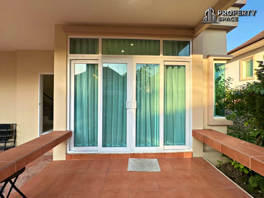 Brand New Modern 3 Bedroom House Near Regent International School Pattaya Image 4