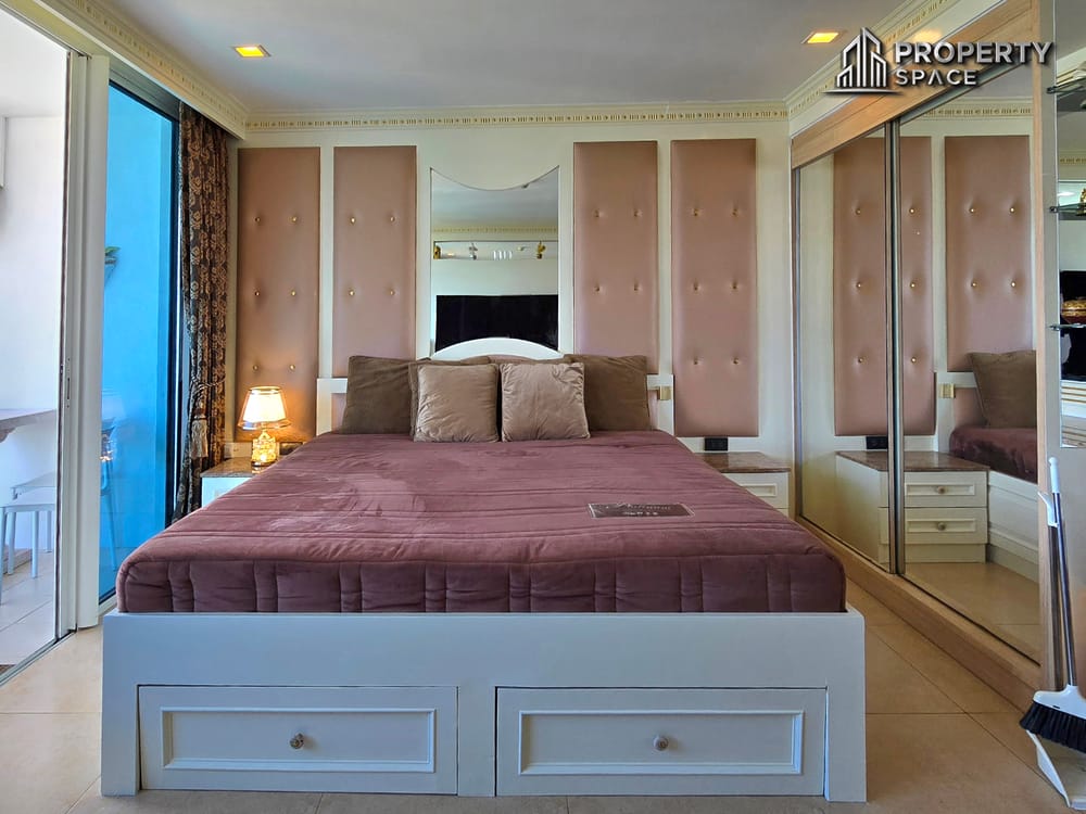 Sea View Studio Condo In The Cliff Residence Pratumnak Pattaya Image 5