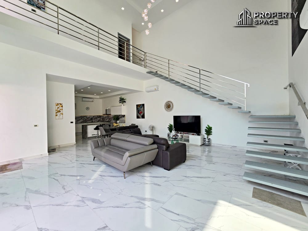 Brand New Luxury 2 Storey 6 Bedrooms Pool Villa in the Heart of Pratumnak Pattaya Image 5