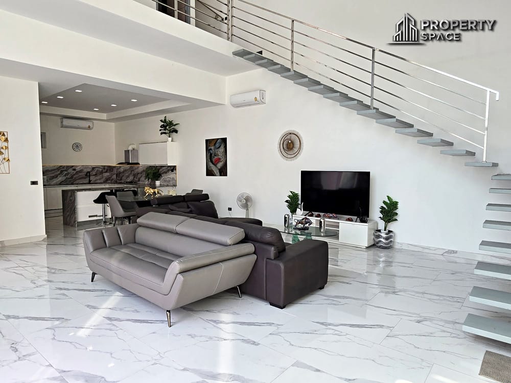 Brand New Luxury 2 Storey 6 Bedrooms Pool Villa in the Heart of Pratumnak Pattaya Image 6