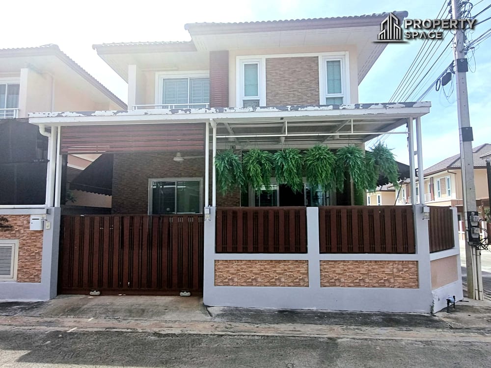 Single Corner Plot Two Storey Modern 3 Bedroom In East Pattaya Image 1