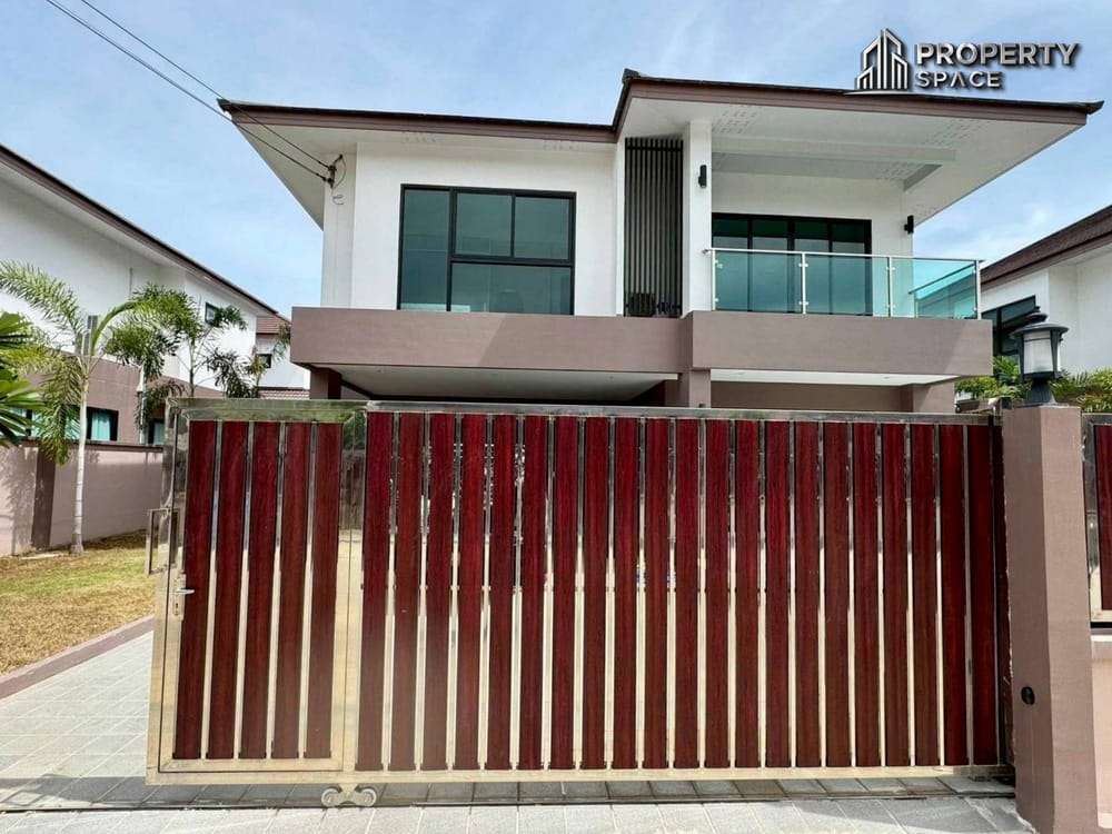 Modern Pet Friendly 4 Bedroom Pool Villa In The Lake Huai Yai Pattaya For Rent Image 4