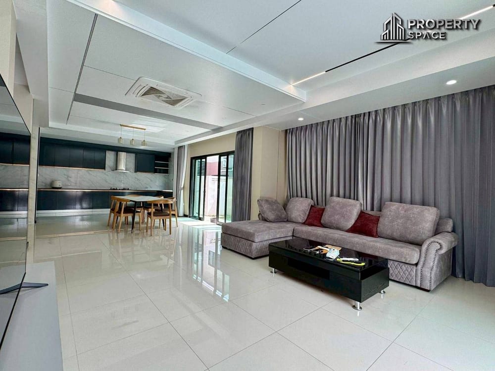 Modern Pet Friendly 4 Bedroom Pool Villa In The Lake Huai Yai Pattaya For Rent Image 5