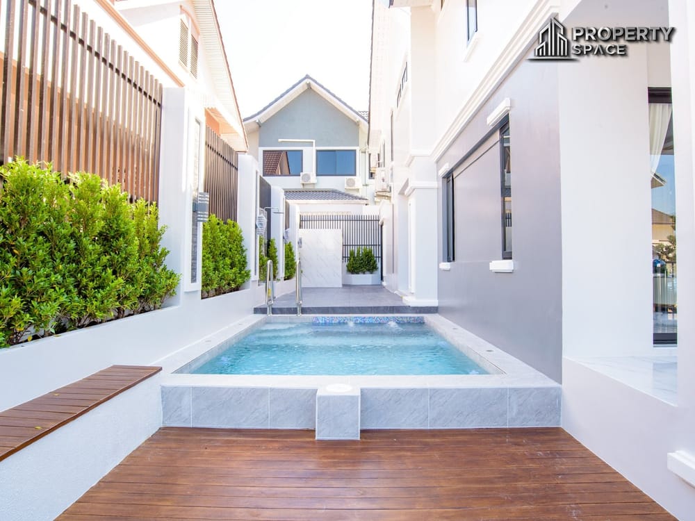 Modern Luxury 2-Storey 4 Bedroom Pool Villa In Central Pattaya For Sale Image 6